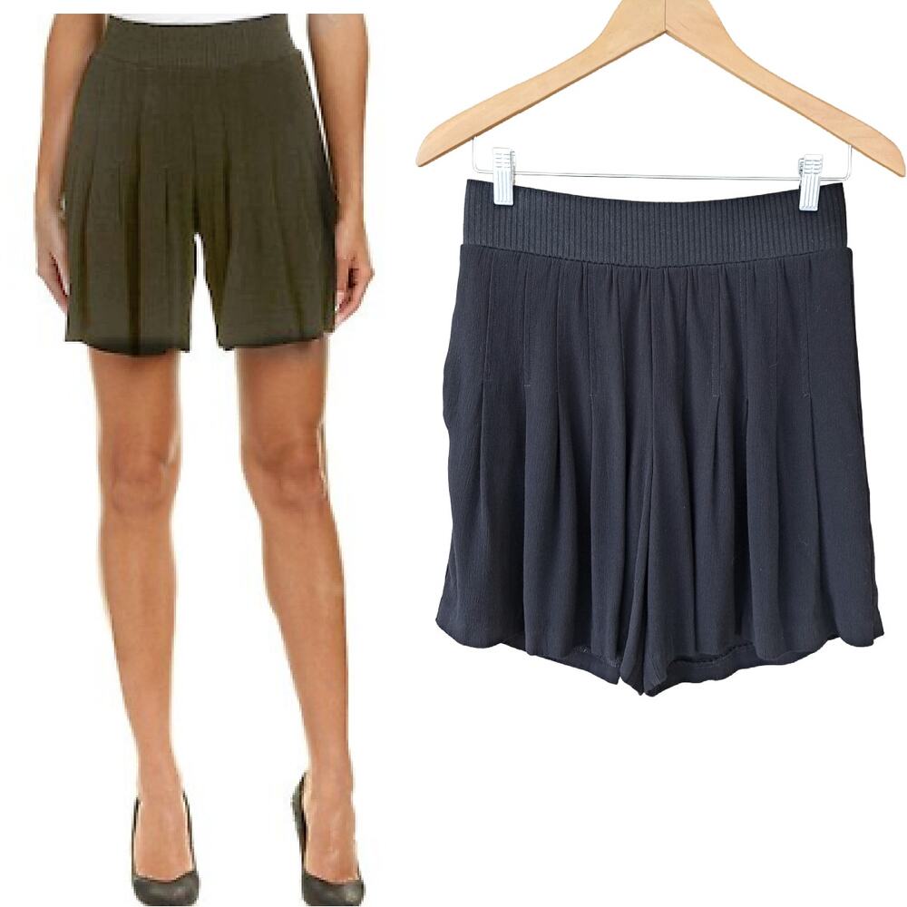 Artelier Nicole Miller Black High Waisted Pleated Shorts Size Medium